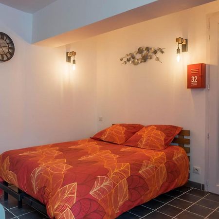 Saint-Denis-de lʼHôtel Studio Le Ligerien מראה חיצוני תמונה
