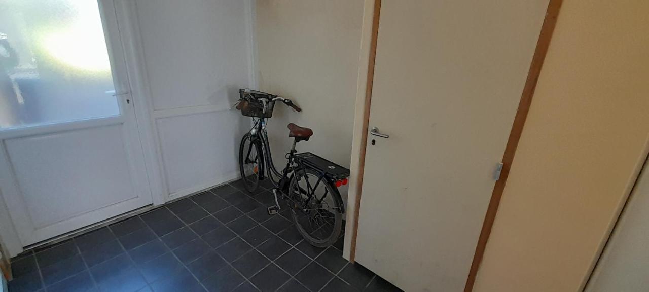 Saint-Denis-de lʼHôtel Studio Le Ligerien מראה חיצוני תמונה